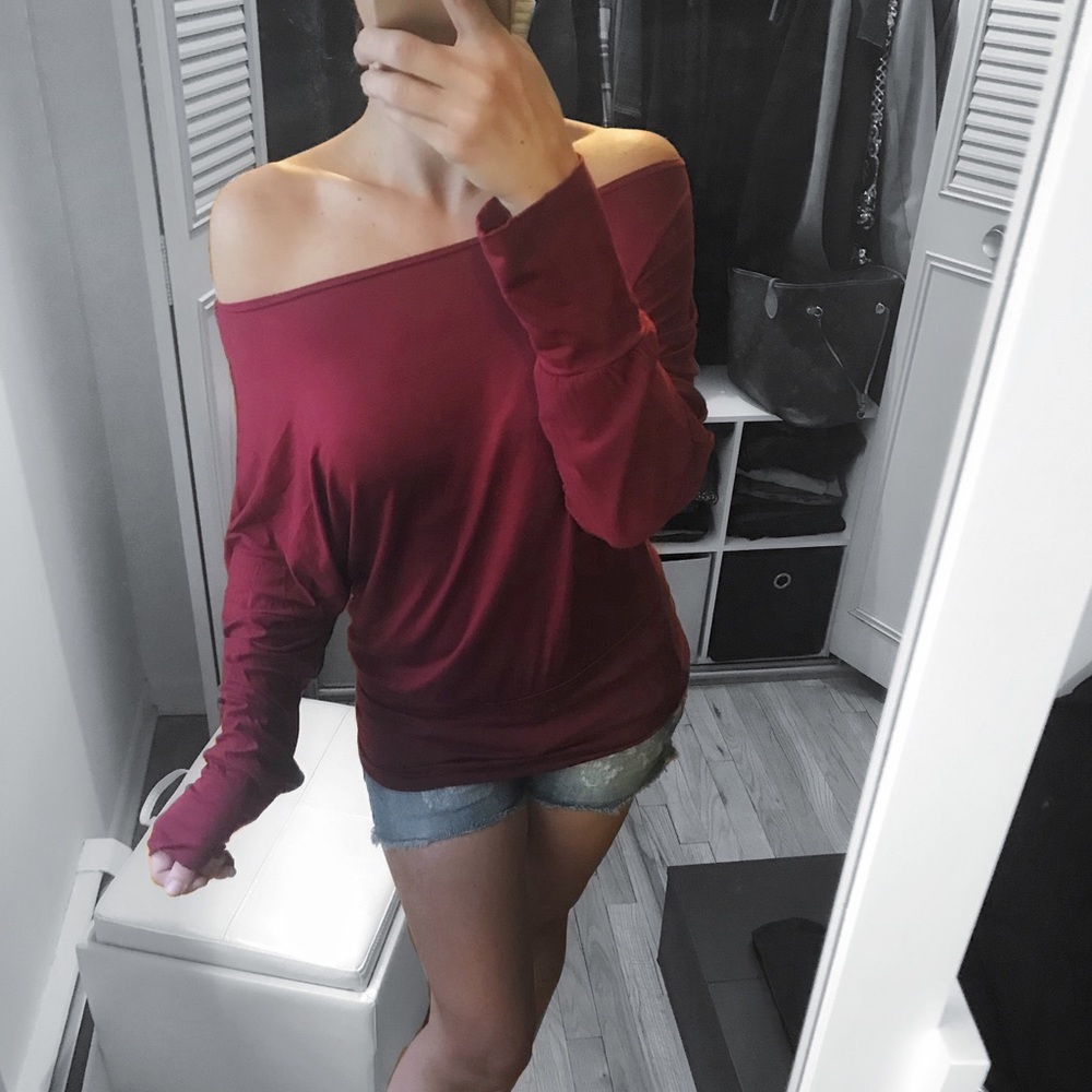 LAST 3✨Burgundy Merlot Off Shoulder LS Top